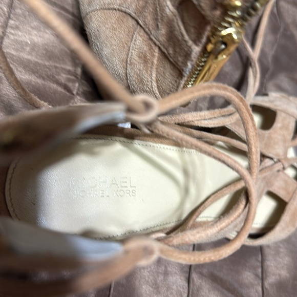 Michael Kors Elegant Tan Women's Sandals - Picture 4 of 5
